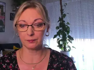 VanessaSoft's Live Sex Cam Show