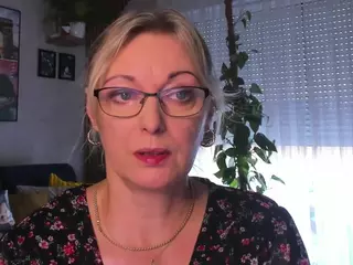 VanessaSoft's Live Sex Cam Show