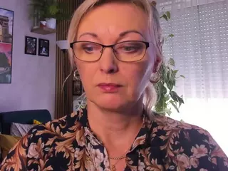 VanessaSoft's Live Sex Cam Show