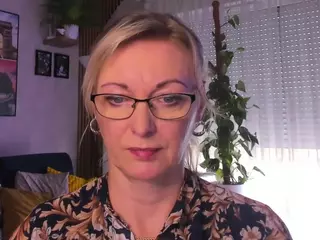 VanessaSoft's Live Sex Cam Show