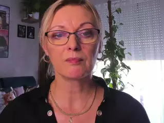 VanessaSoft's Live Sex Cam Show