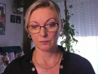 VanessaSoft's Live Sex Cam Show