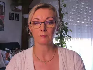 VanessaSoft's Live Sex Cam Show