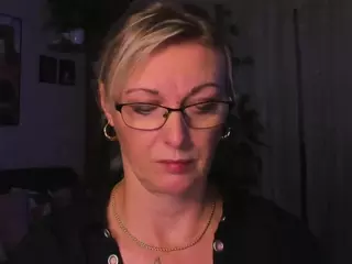 VanessaSoft's Live Sex Cam Show
