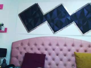 andrea-safeira webcam model