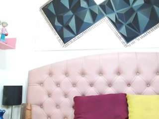 andrea-safeira live cam profile