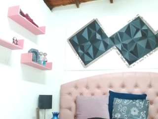 andrea-safeira live cam preview