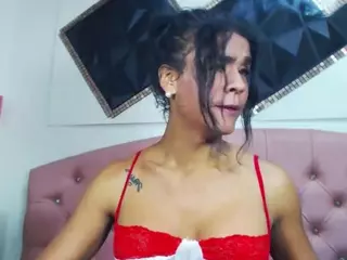 andrea-safeira's Live Sex Cam Show