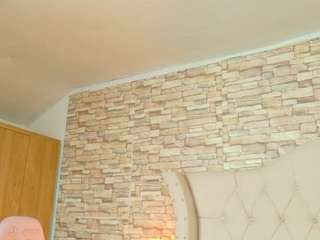 Ladiabla2000's cam show statistics and live stream