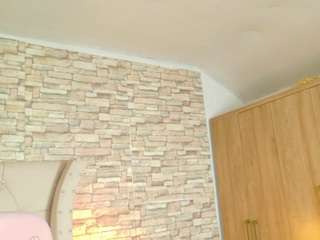 ladiabla2000 live webcam show