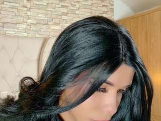 ladiabla2000 live webcam show