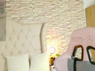 LaDiabla2000 live webcam show