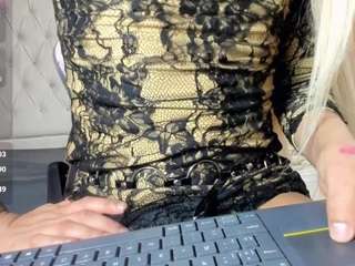 ladiabla2000 live cam