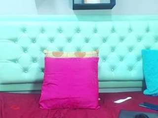 nicole-bedoya webcam