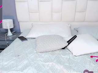 barbienicolle's CamSoda show and profile