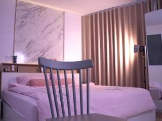 cutefoxy Live Webcam on CamSoda