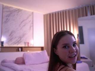 cutefoxy's CamSoda show and profile