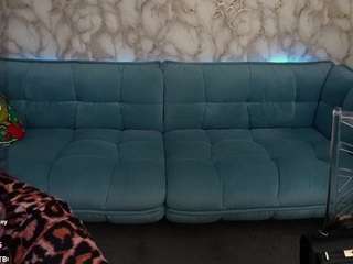 rosiemoons's CamSoda show and profile