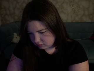 rosiemoons from CamSoda