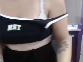 zoeyfancy webcam model