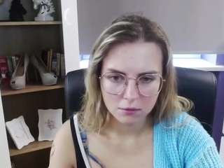 zoeyfancy webcam