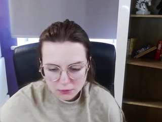 zoeyfancy live cam profile