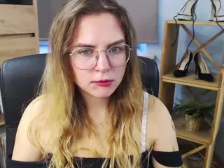 ZoeyFancy's Live Sex Cam Show