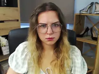 ZoeyFancy's Live Sex Cam Show