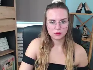 ZoeyFancy's Live Sex Cam Show