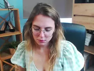 ZoeyFancy's Live Sex Cam Show