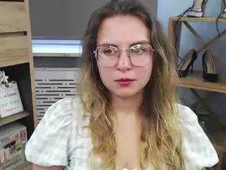 ZoeyFancy's Live Sex Cam Show