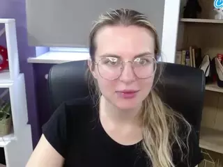 ZoeyFancy's Live Sex Cam Show