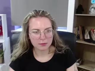 ZoeyFancy's Live Sex Cam Show