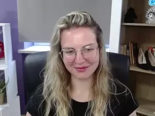 ZoeyFancy's Live Sex Cam Show