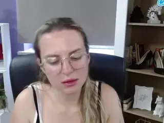 ZoeyFancy's Live Sex Cam Show