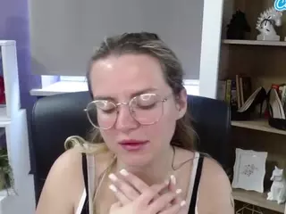 ZoeyFancy's Live Sex Cam Show