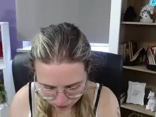 ZoeyFancy's Live Sex Cam Show