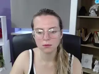 ZoeyFancy's Live Sex Cam Show