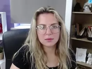 ZoeyFancy's Live Sex Cam Show