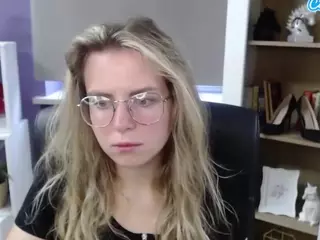 ZoeyFancy's Live Sex Cam Show