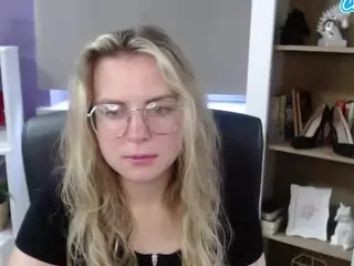 ZoeyFancy's Live Sex Cam Show