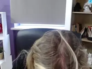 ZoeyFancy's Live Sex Cam Show