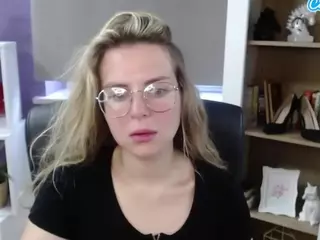 ZoeyFancy's Live Sex Cam Show