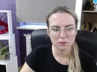 ZoeyFancy's Live Sex Cam Show