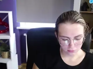ZoeyFancy's Live Sex Cam Show