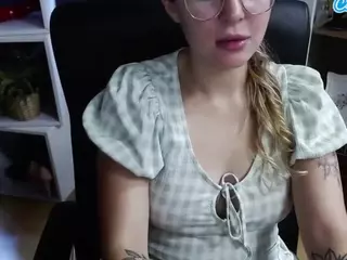 ZoeyFancy's Live Sex Cam Show