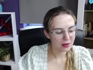 ZoeyFancy's Live Sex Cam Show