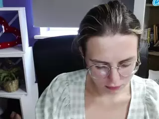 ZoeyFancy's Live Sex Cam Show