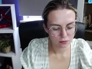 ZoeyFancy's Live Sex Cam Show