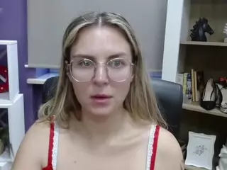 ZoeyFancy's Live Sex Cam Show